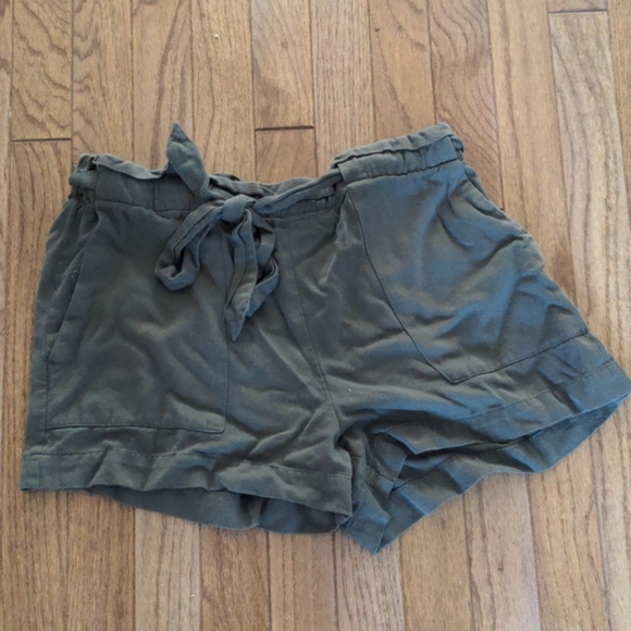Paper bag shorts - Picture 1 of 1